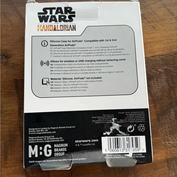 AirPods Silicone Case New with box - Picture 2 of 2